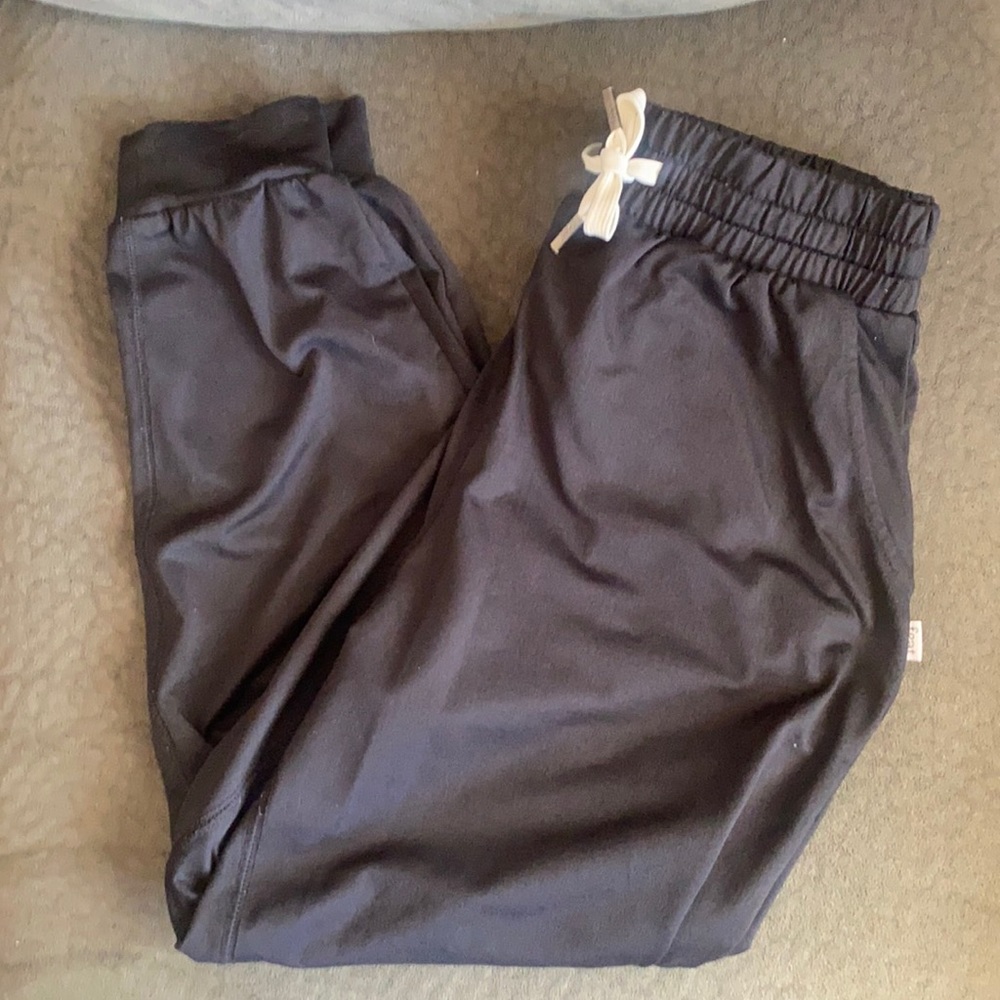 Feat joggers size small black